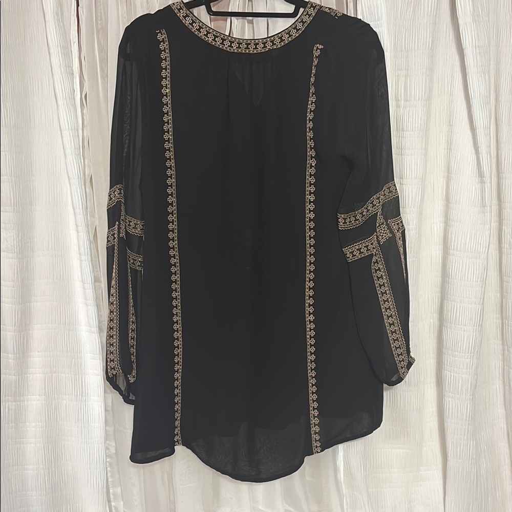 BLOUSE of Tolani Black Embellished Bib Collar - Picture 5 of 6